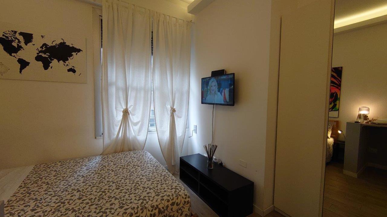 Appartement Monolocale In Corso Porta Nuova à Milan Extérieur photo
